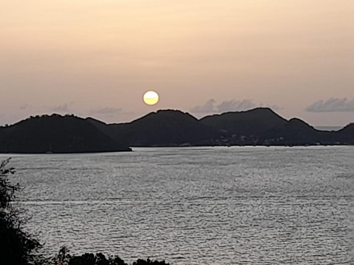 Villa KAZ ANOLI vue époustouflante sur la baie Terre-de-Bas Exterior foto