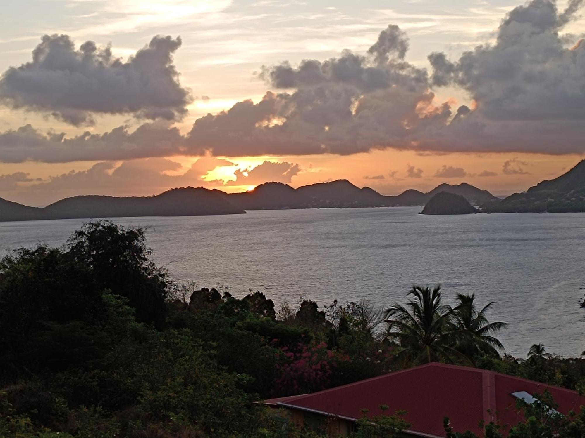 Villa KAZ ANOLI vue époustouflante sur la baie Terre-de-Bas Exterior foto